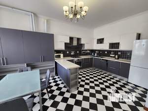 3-к квартира, на длительный срок, 120м2, 2/7 этаж