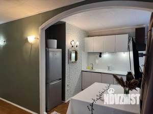 3-к квартира, посуточно, 44м2, 1/6 этаж