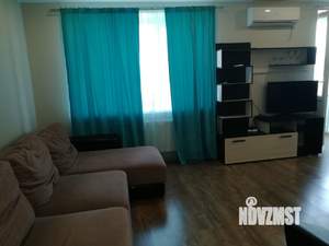 Студия квартира, посуточно, 40м2, 3/17 этаж