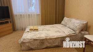 Студия квартира, посуточно, 42м2, 4/5 этаж
