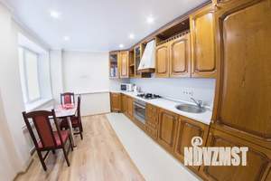 1-к квартира, посуточно, 50м2, 3/10 этаж