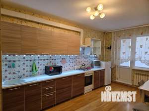 3-к квартира, посуточно, 80м2, 5/5 этаж