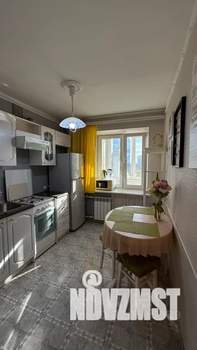 2-к квартира, посуточно, 45м2, 3/9 этаж