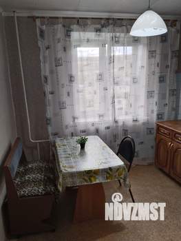 1-к квартира, посуточно, 38м2, 4/9 этаж