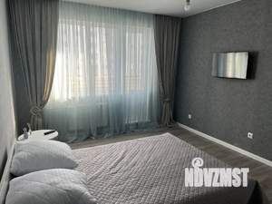 1-к квартира, посуточно, 35м2, 7/10 этаж