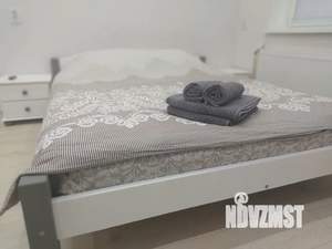 Студия квартира, посуточно, 30м2, 4/25 этаж