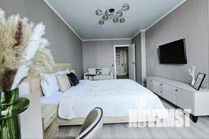 1-к квартира, посуточно, 46м2, 18/24 этаж