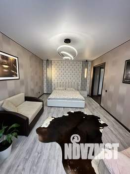 1-к квартира, посуточно, 42м2, 9/20 этаж