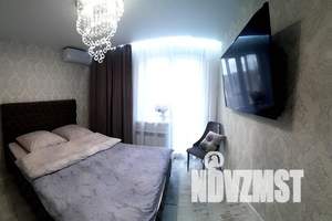 1-к квартира, посуточно, 38м2, 8/10 этаж