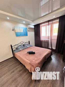 Студия квартира, посуточно, 30м2, 3/10 этаж