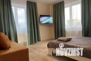 1-к квартира, посуточно, 35м2, 4/18 этаж