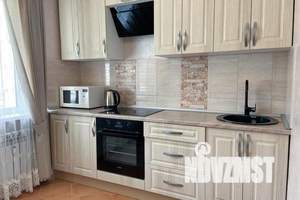 1-к квартира, посуточно, 40м2, 4/10 этаж