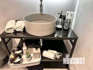 1-к квартира, посуточно, 43м2, 1/1 этаж