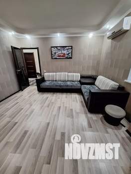 1-к квартира, посуточно, 50м2, 11/16 этаж