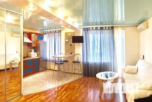 Студия квартира, посуточно, 30м2, 6/10 этаж