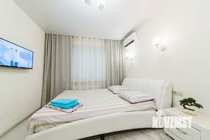 1-к квартира, посуточно, 30м2, 2/27 этаж