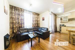 1-к квартира, посуточно, 52м2, 1/1 этаж