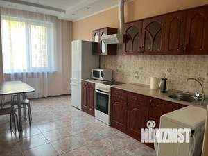 1-к квартира, посуточно, 39м2, 3/20 этаж