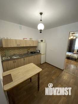 Студия квартира, посуточно, 32м2, 6/10 этаж