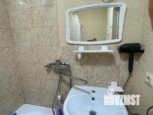 1-к квартира, посуточно, 40м2, 9/16 этаж