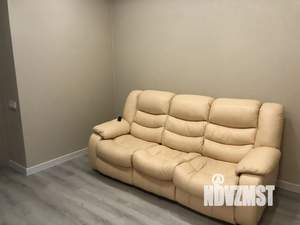 2-к квартира, посуточно, 42м2, 6/10 этаж