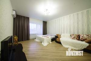 1-к квартира, посуточно, 50м2, 1/1 этаж