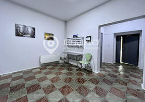 3-к квартира, на длительный срок, 105м2, 2/5 этаж