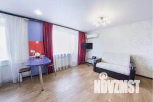 1-к квартира, посуточно, 30м2, 4/9 этаж
