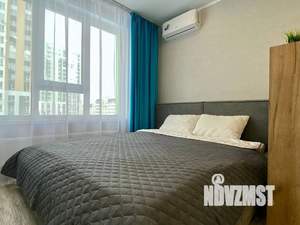 1-к квартира, посуточно, 42м2, 8/22 этаж