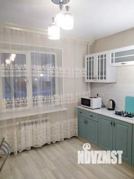 1-к квартира, посуточно, 42м2, 1/10 этаж