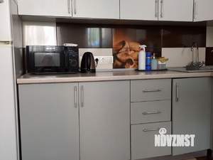 1-к квартира, посуточно, 40м2, 1/2 этаж