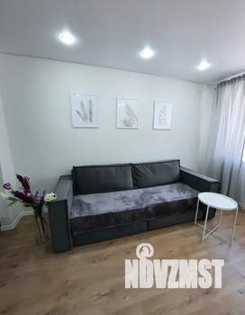 Студия квартира, посуточно, 32м2, 3/6 этаж