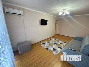 2-к квартира, посуточно, 50м2, 3/5 этаж