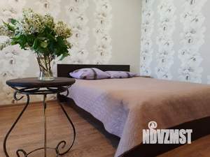 1-к квартира, посуточно, 37м2, 5/10 этаж