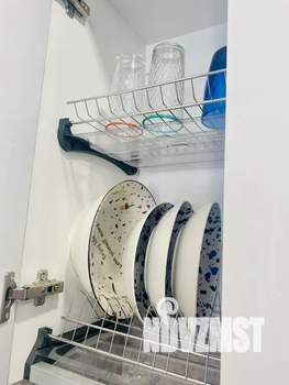 Студия квартира, посуточно, 35м2, 1/10 этаж