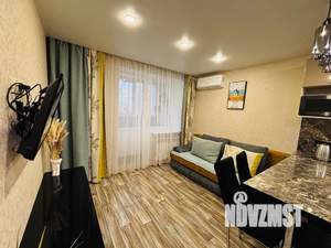 1-к квартира, посуточно, 40м2, 4/10 этаж