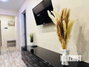 1-к квартира, посуточно, 40м2, 4/10 этаж