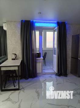 Студия квартира, посуточно, 38м2, 13/16 этаж