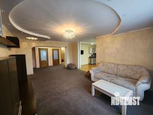 4-к квартира, на длительный срок, 180м2, 6/9 этаж