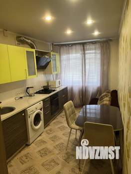 1-к квартира, посуточно, 40м2, 1/10 этаж