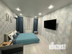 1-к квартира, посуточно, 42м2, 18/19 этаж