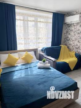 Студия квартира, посуточно, 35м2, 1/10 этаж