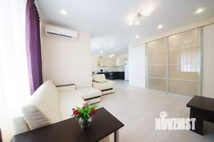 1-к квартира, посуточно, 65м2, 20/23 этаж