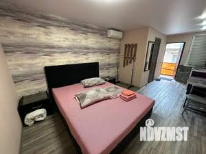 Студия квартира, посуточно, 24м2, 1/3 этаж