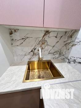 Студия квартира, посуточно, 32м2, 5/10 этаж