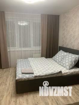 1-к квартира, посуточно, 35м2, 6/10 этаж