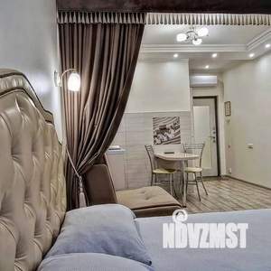 Студия квартира, посуточно, 22м2, 3/3 этаж