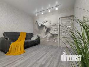 1-к квартира, посуточно, 40м2, 13/22 этаж