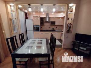 3-к квартира, посуточно, 64м2, 1/1 этаж