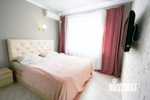 1-к квартира, посуточно, 45м2, 18/25 этаж